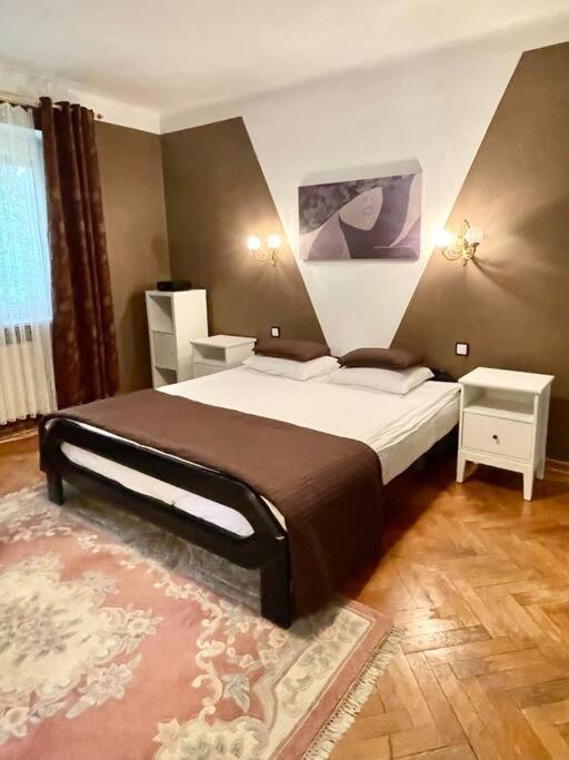 Beautiful Villa With Garden In Milanowek المظهر الخارجي الصورة