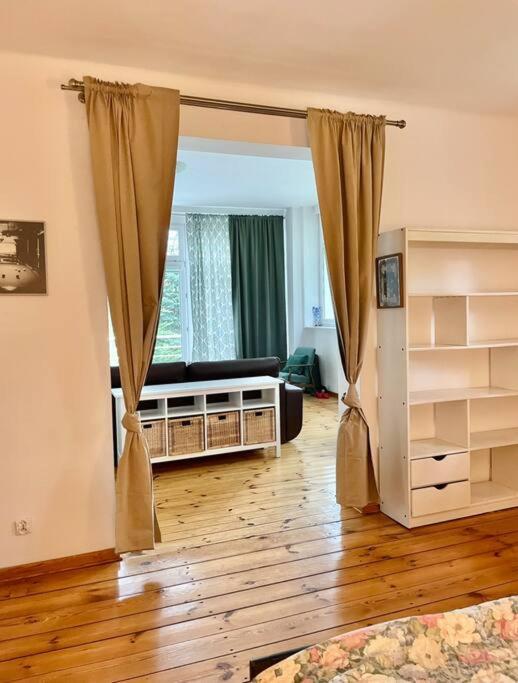 Beautiful Villa With Garden In Milanowek المظهر الخارجي الصورة