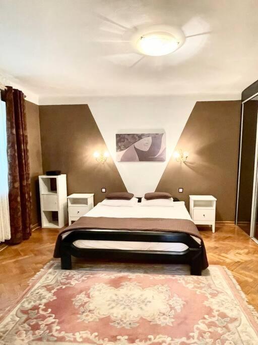 Beautiful Villa With Garden In Milanowek المظهر الخارجي الصورة