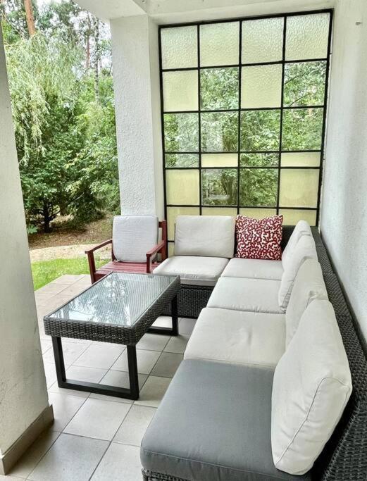 Beautiful Villa With Garden In Milanowek المظهر الخارجي الصورة